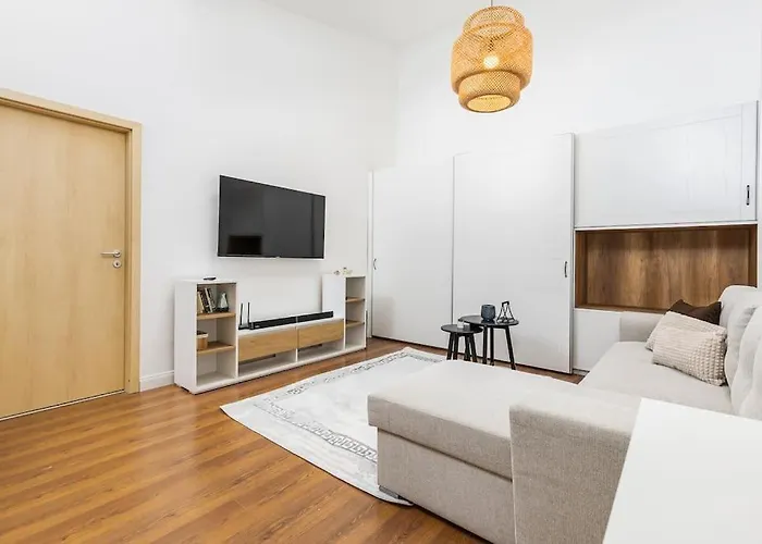Venus Apartments - Opera II